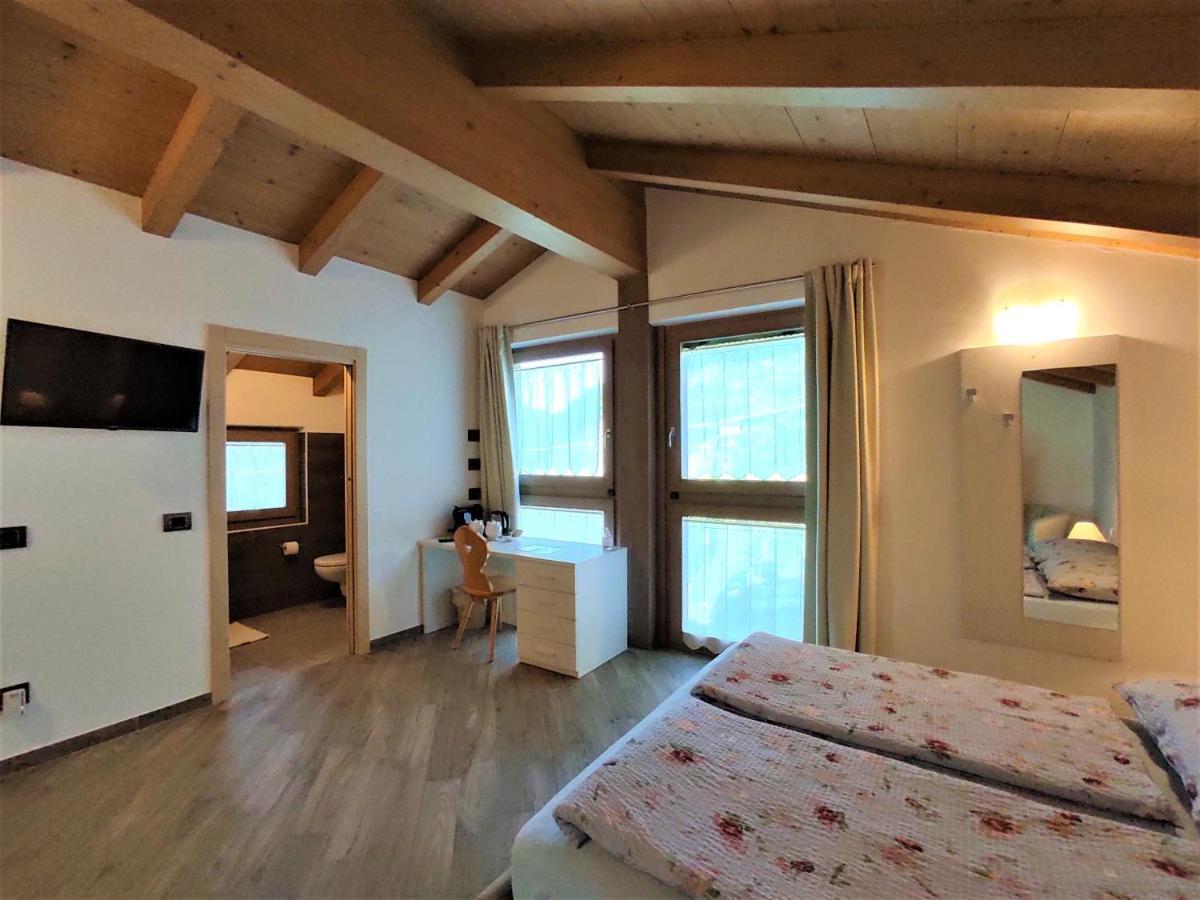 B&B Il Germoglio Castione Andevenno ภายนอก รูปภาพ