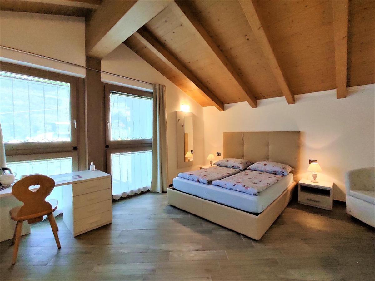B&B Il Germoglio Castione Andevenno ภายนอก รูปภาพ