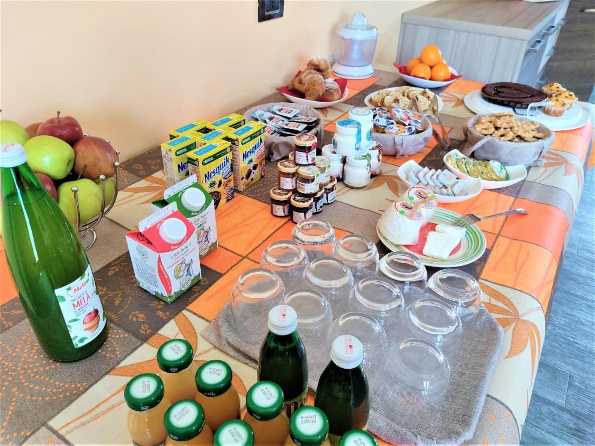 B&B Il Germoglio Castione Andevenno ภายนอก รูปภาพ
