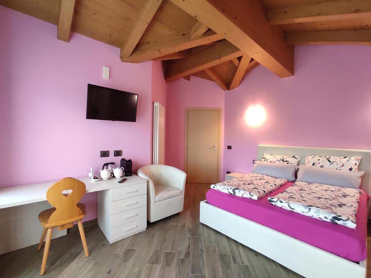 B&B Il Germoglio Castione Andevenno ภายนอก รูปภาพ